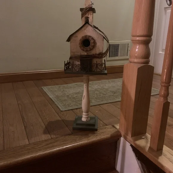 Rustic Wooden Birdhouse with Heart Accents - Picture 5 of 7